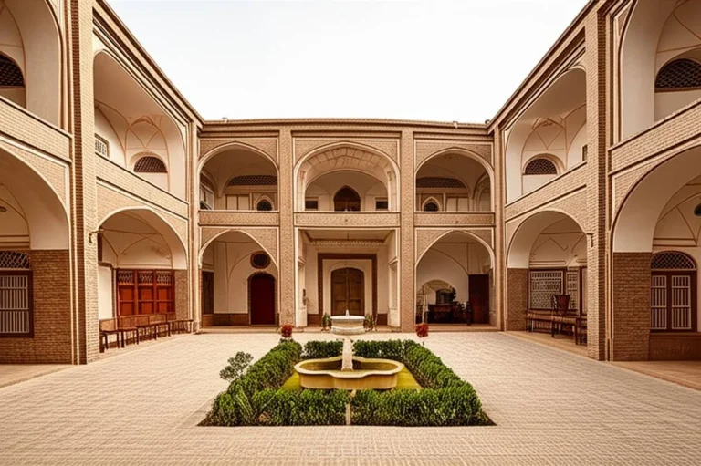 خانه برونی میبد: شاهکار معماری کویری و راهنمای کامل بازدید