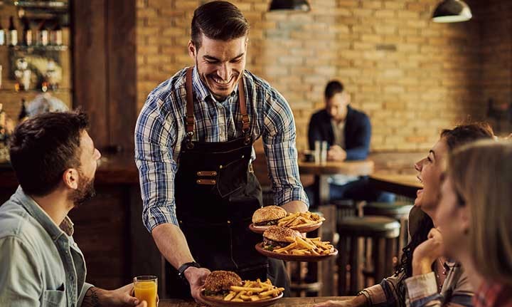 نکاتی برای جذب مشتریان وفادار در کافه ها