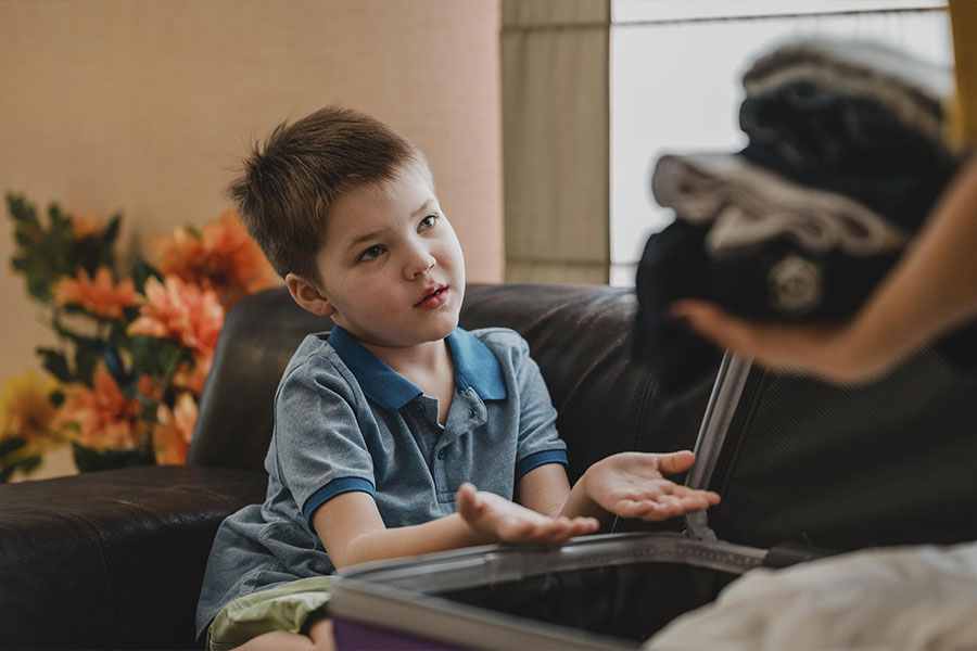 اوتیسم | کودک نگهداری و مراقبت از کودک اوتیسم در منزل