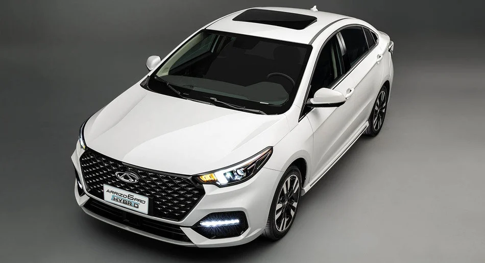 طراحی داخلی و فضای کابین برلیانس H330: ارگونومی و کیفیت متریال
